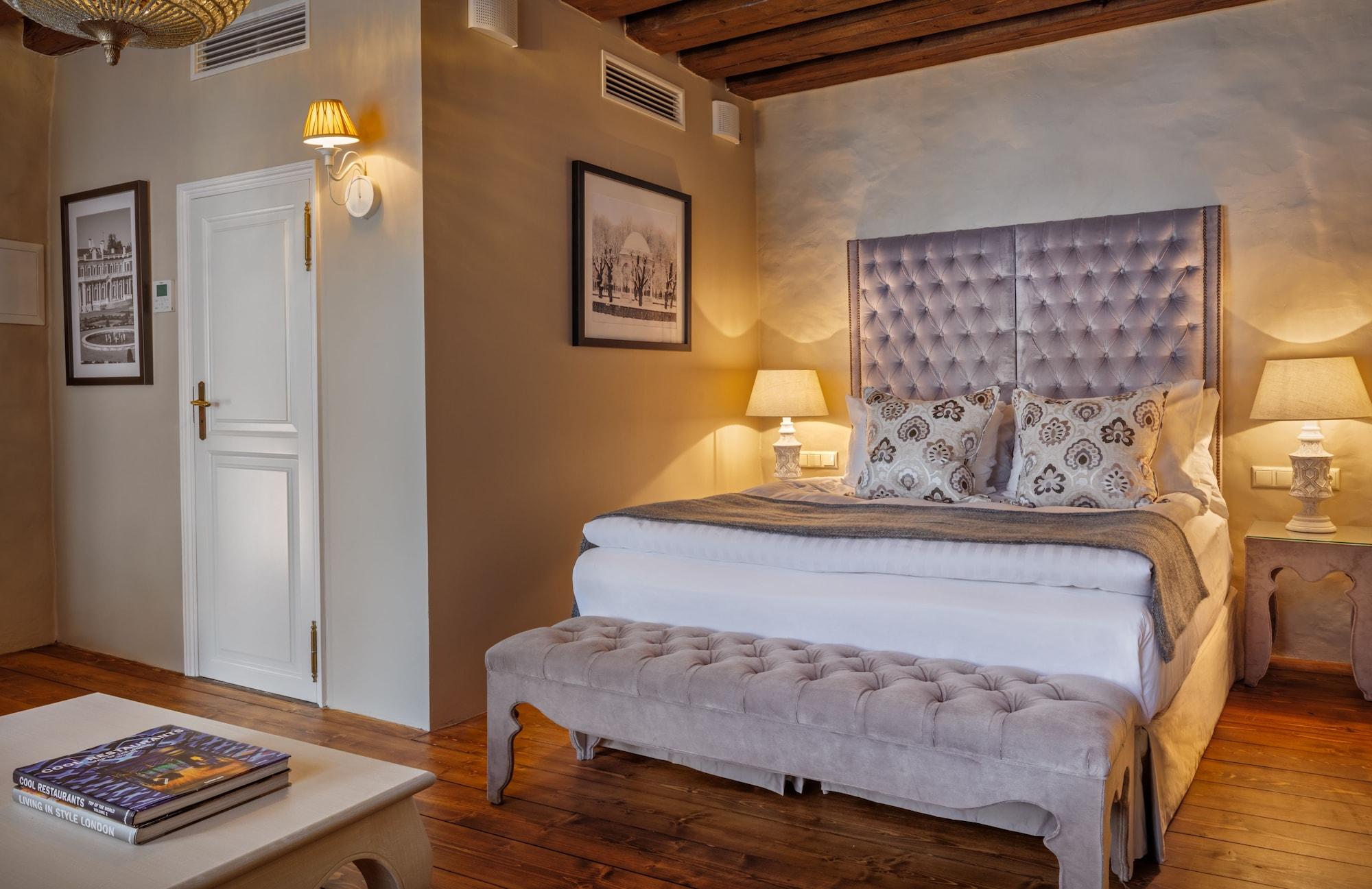 斯古拉萨尔酒店 - 立鼎世酒店集团 塔林 外观 照片 A bedroom at the hotel