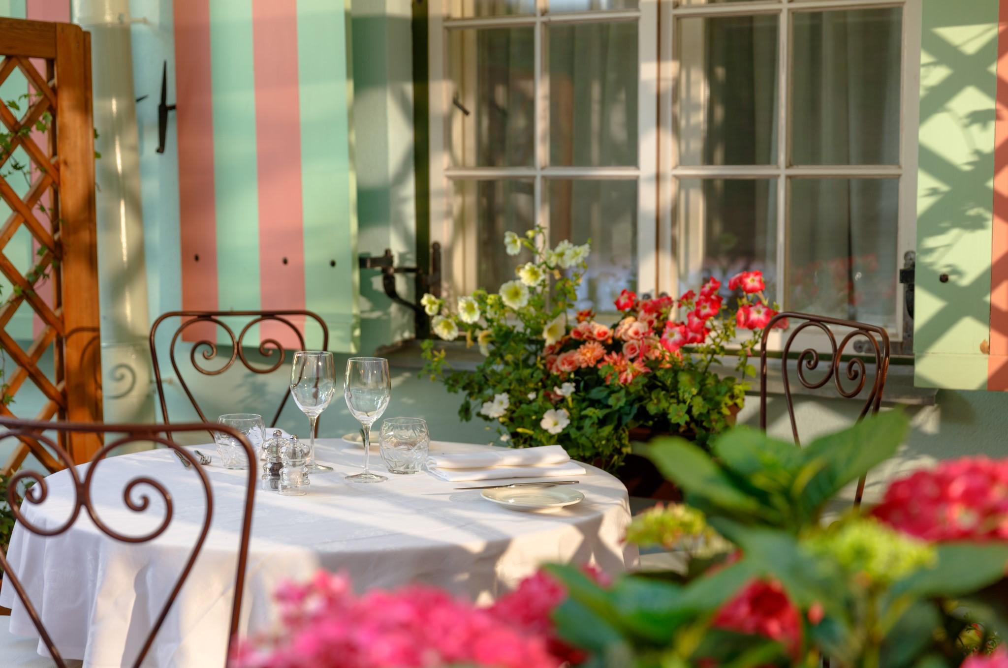 斯古拉萨尔酒店 - 立鼎世酒店集团 塔林 外观 照片 A restaurant in Italy