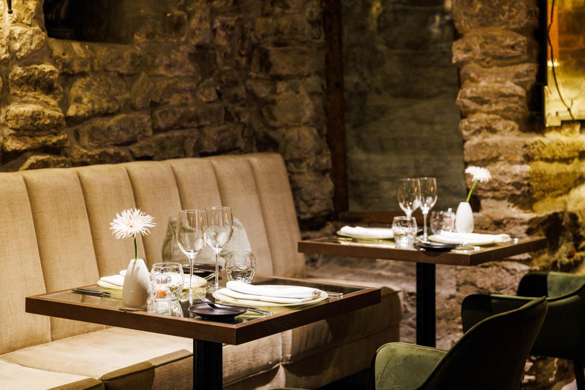 斯古拉萨尔酒店 - 立鼎世酒店集团 塔林 外观 照片 Restaurant interior