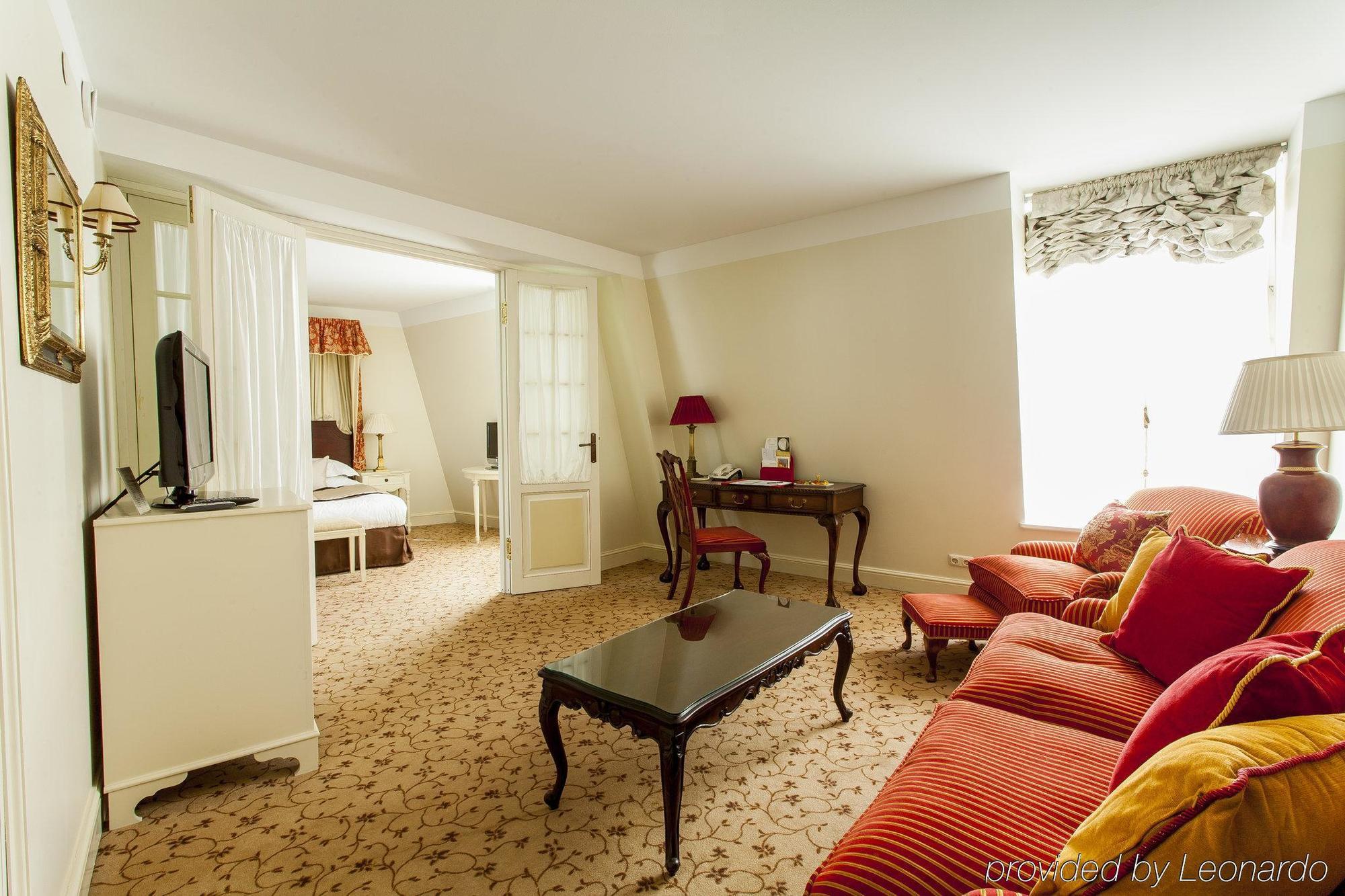 斯古拉萨尔酒店 - 立鼎世酒店集团 塔林 客房 照片 A suite at the hotel