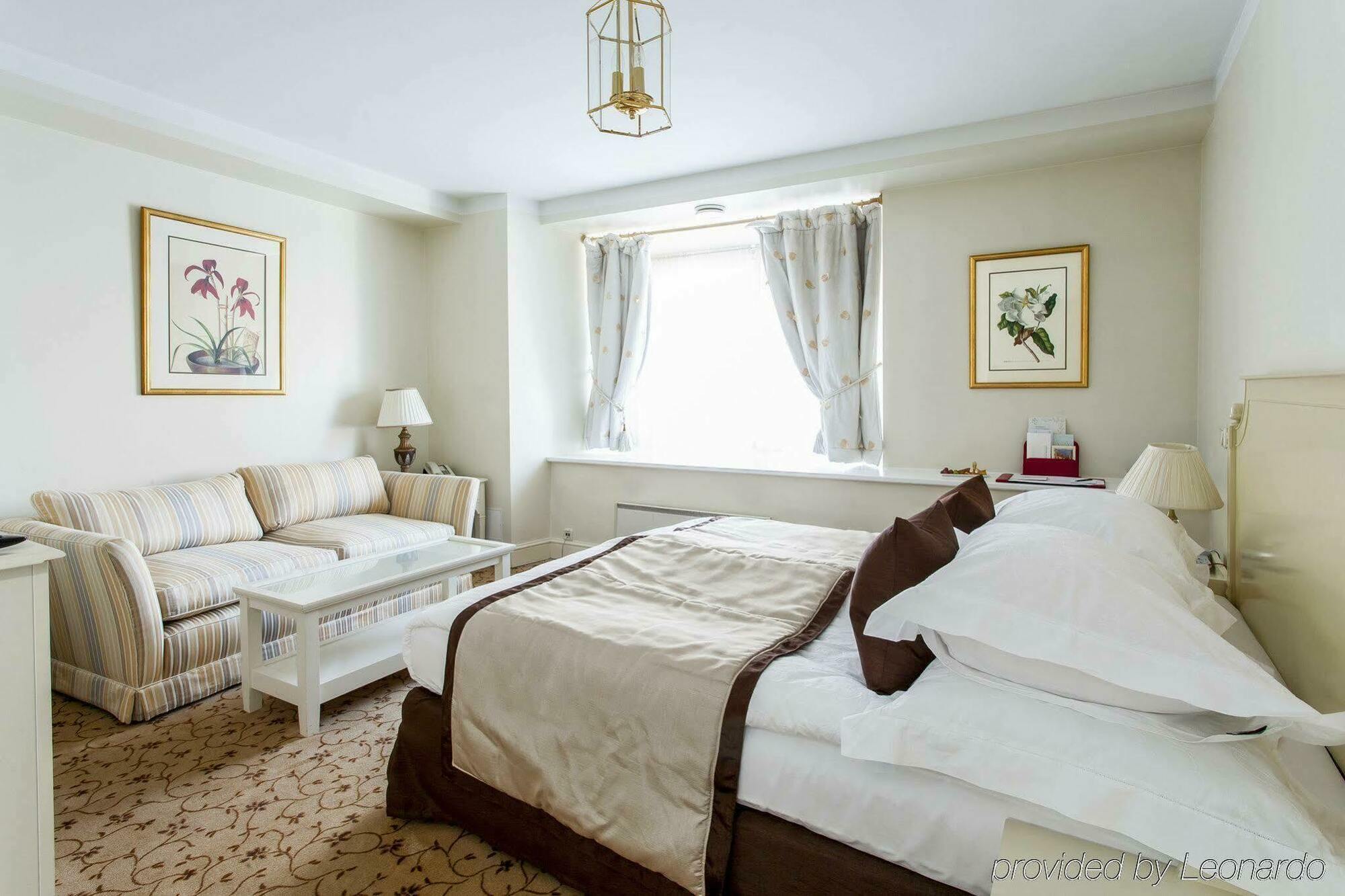 斯古拉萨尔酒店 - 立鼎世酒店集团 塔林 客房 照片 A bedroom